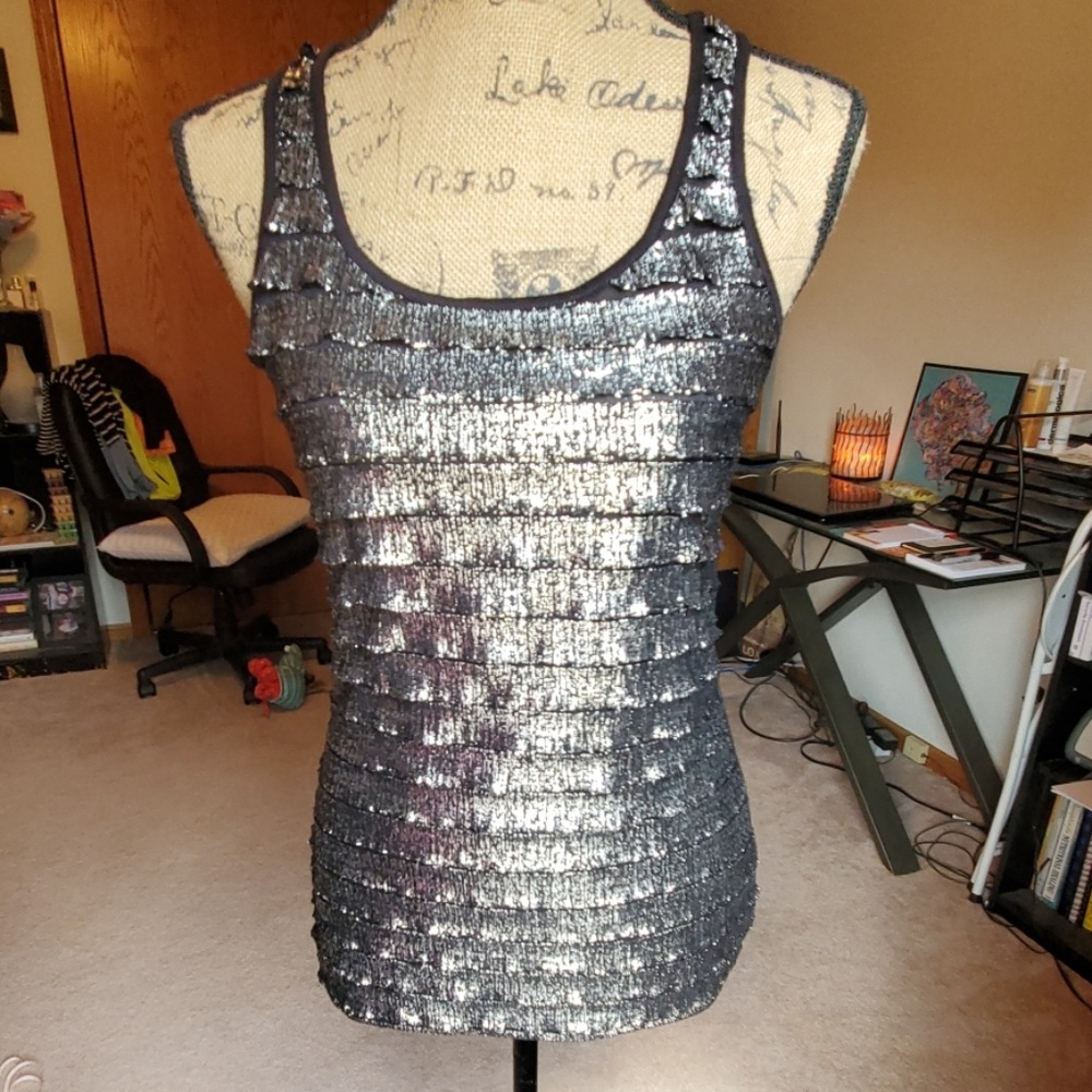 *NWT Free Kisses size Large black shimmery tank